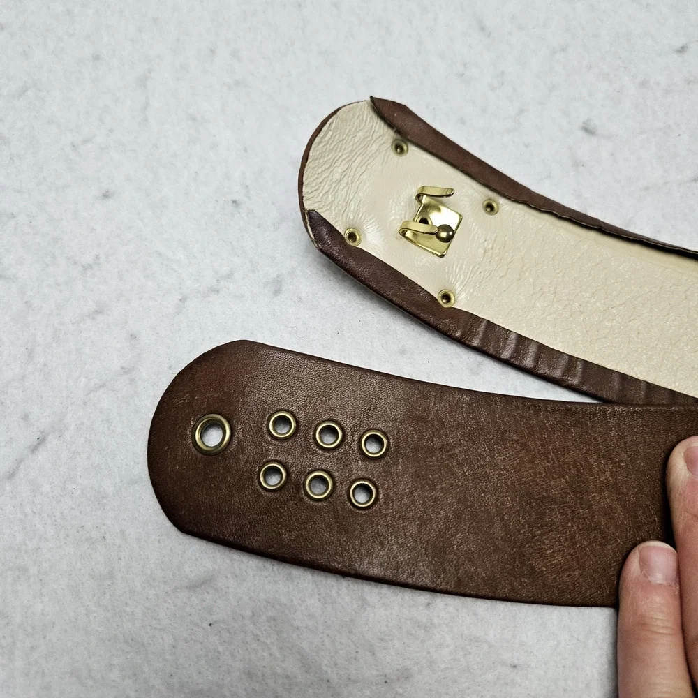 Vintage Brown Leather Waist Belt Size 26 Gold Buckle Roger Van S Classic‎ Clover